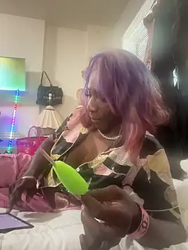 Motherbigbus online show from April 6, 5:47 pm