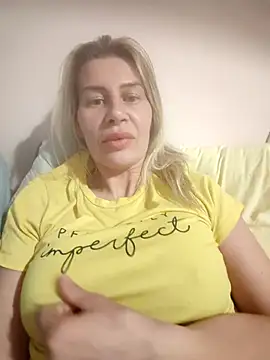 NaughtyClaudia  online show from December 15, 10:26 pm