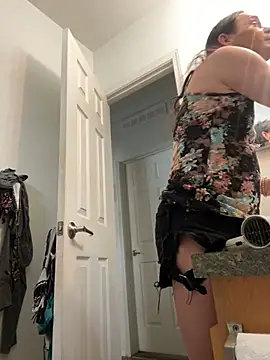 tsashelayamylynzy online show from March 30, 9:03 pm