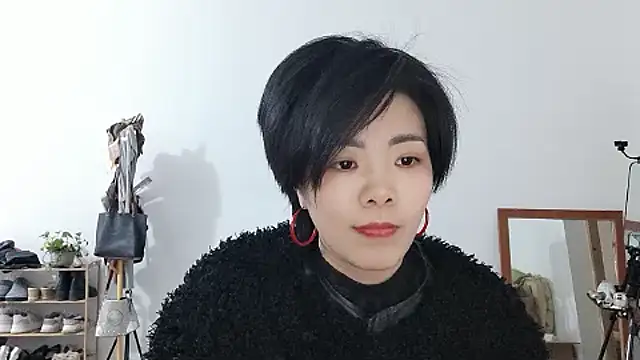 adele8731 online show from December 16, 7:47 am