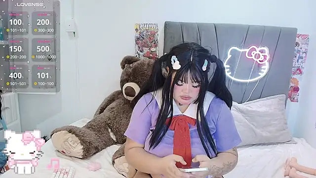 kittyhtxx online show from December 21, 4:39 am