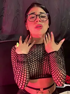 Dannii- online show from February 7, 1:20 am