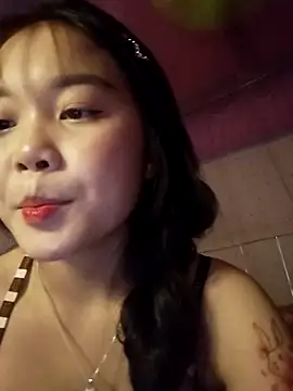 Baa-bee22 online show from July 2, 3:34 am
