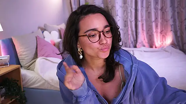 Shadow Lotus online show from December 3, 3:25 pm