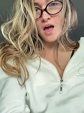 GeorginaBlack online show from February 19, 8:07 pm