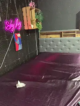 Shy-Ivy online show from March 15, 9:39 pm