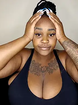 Chubbycharmdoll online show from December 3, 12:29 pm