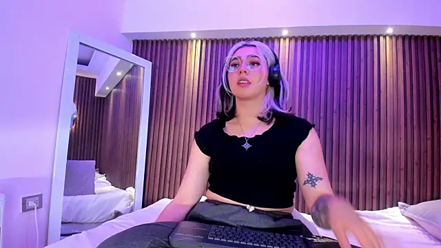 GabyRose9 online show from May 8, 7:49 pm