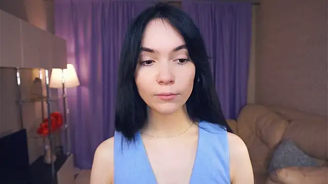 LorrieWilcinski online show from November 22, 7:00 am