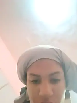 srta esther online show from November 19, 4:45 am