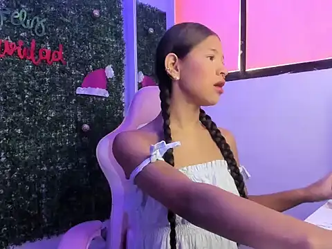 caylin dolls2 online show from November 24, 7:27 pm