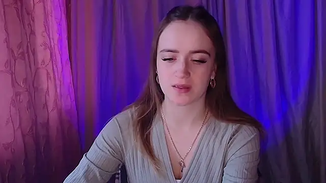 Illa May online show from January 11, 10:42 am