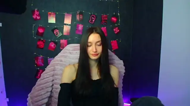 Stella XO online show from April 8, 5:42 am