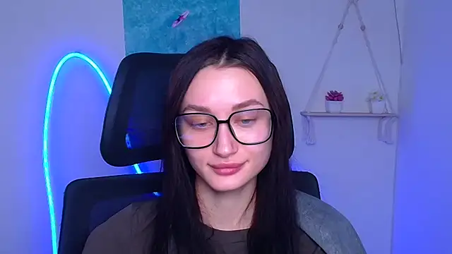 Stella XO online show from February 7, 7:23 am