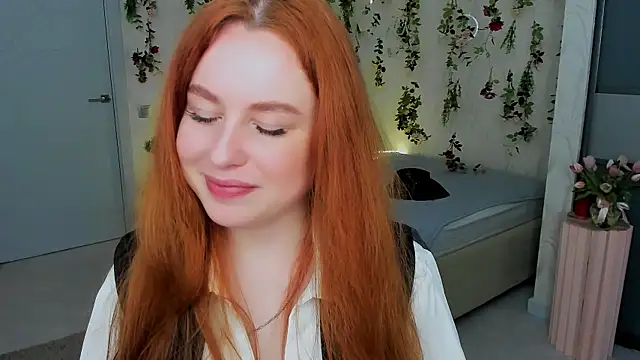 AirySilhouette online show from April 18, 8:09 pm