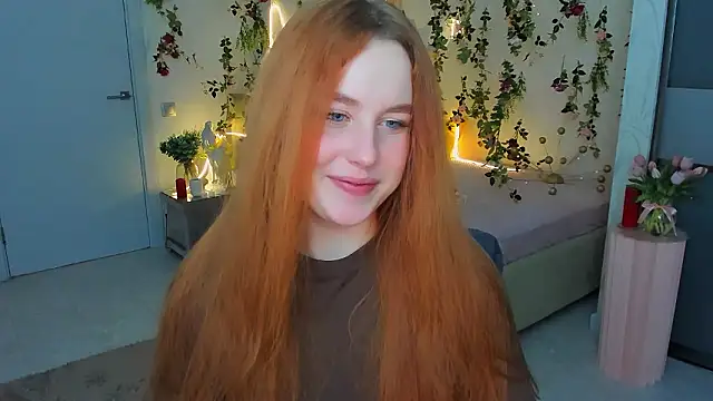 AirySilhouette online show from February 3, 4:10 am