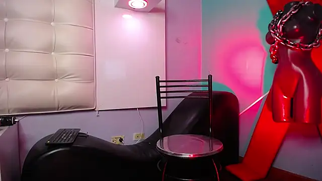 ArhyFoxx1 online show from January 6, 5:38 pm