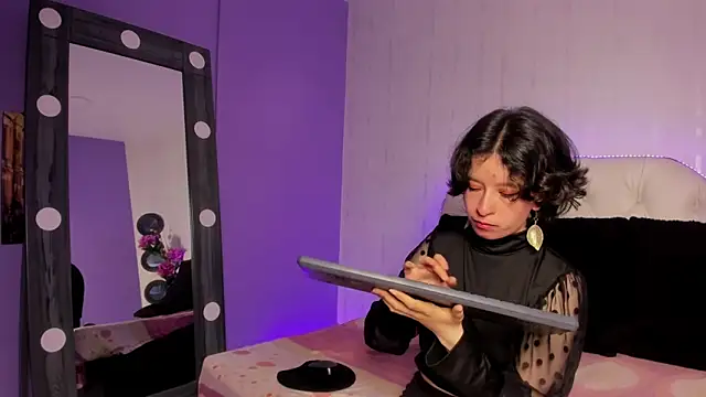 CoralAndOcean  online show from December 5, 1:34 pm