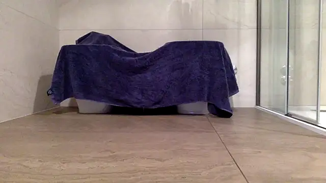 AsiaSlavePantyhosed online show from December 5, 3:35 pm