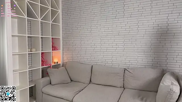 KissYourTessa online show from June 19, 2:16 am
