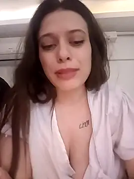 DevinAras online show from April 13, 11:38 pm