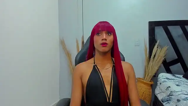 Thalia Moon1 online show from November 28, 11:19 pm