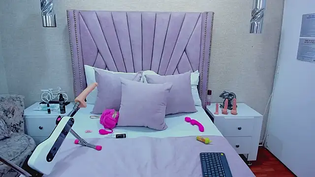 ViolettFrosst online show from November 20, 6:09 pm