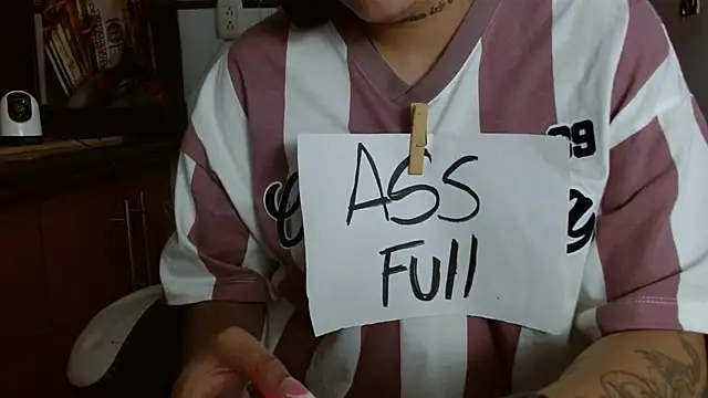 SLUT MESSY DIRTY online show from November 23, 11:06 pm