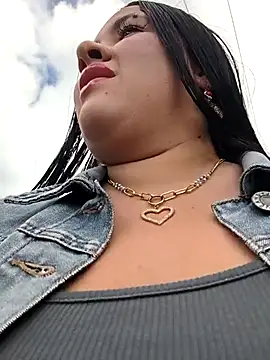 Kendra-daring online show from April 11, 8:23 pm