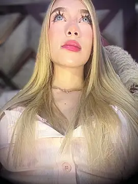 valeryfox   online show from March 21, 12:59 am