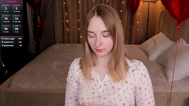 Shy Polly online show from February 20, 6:26 am