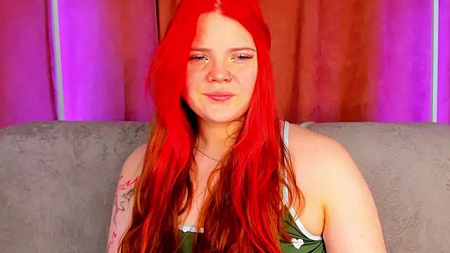 KellyFiery online show from April 16, 8:36 am