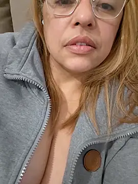 Halanamorena online show from November 23, 8:32 pm