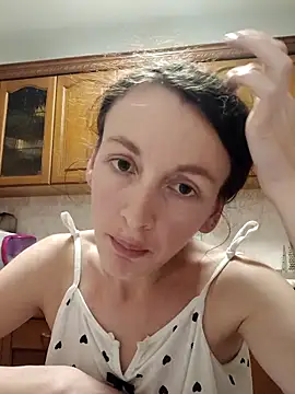 AlisKiv online show from December 2, 7:05 pm