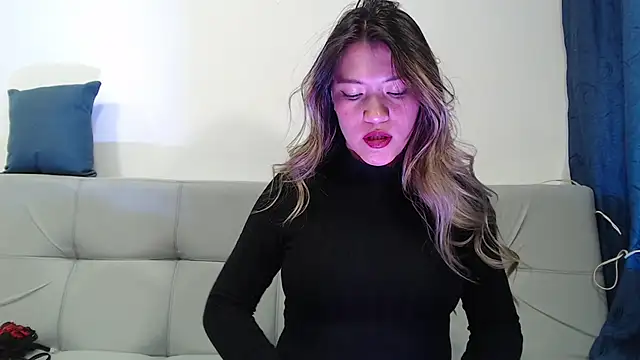 hanna  jones7 online show from December 3, 2:36 am