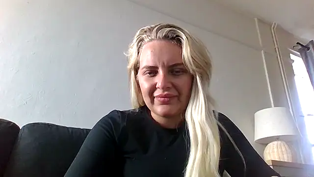 BrattyBabe x online show from November 24, 10:17 am