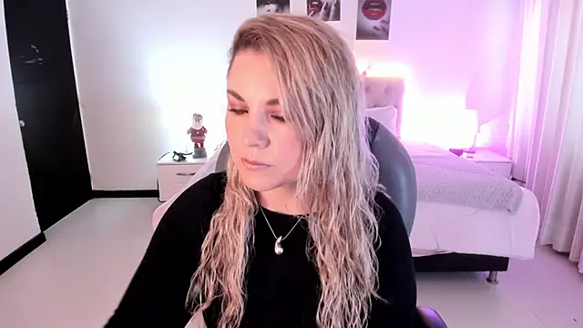 Violeta Hotter online show from November 27, 11:13 am