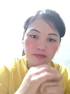 lynae-0 online show from December 1, 5:33 am