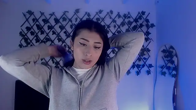 dulcinea77gp online show from February 17, 3:50 am