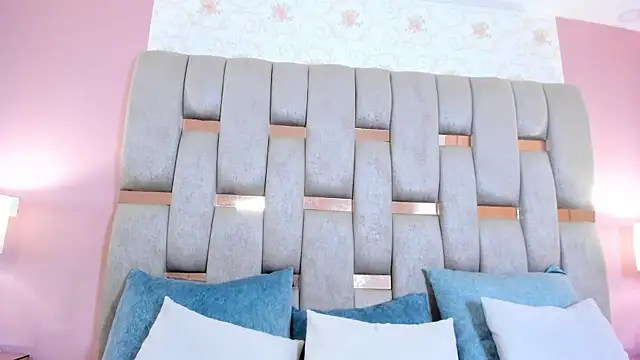 lissaharris online show from January 12, 1:55 am