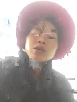 meganmeo online show from March 22, 9:59 am