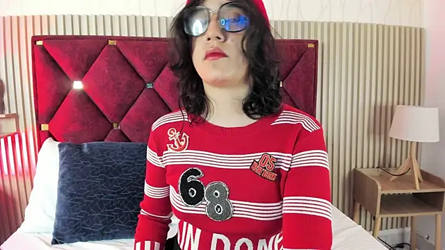 Kiri Velvet online show from June 30, 2:44 am