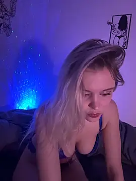 OfflineLizzy online show from February 26, 11:15 pm