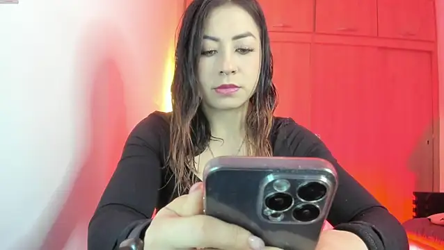 MaddieHunter online show from June 22, 12:46 pm