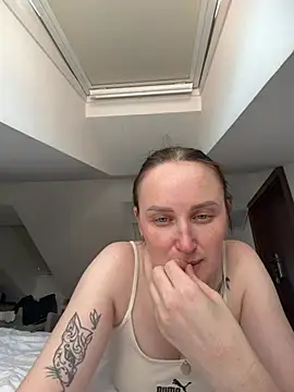 TomilaSi online show from June 22, 1:08 pm