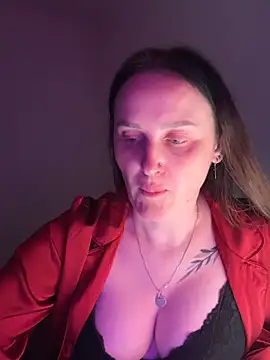 TomilaSi online show from March 25, 11:40 pm