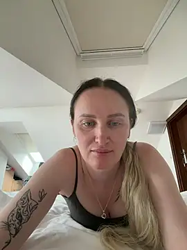TomilaSi online show from July 23, 1:52 pm