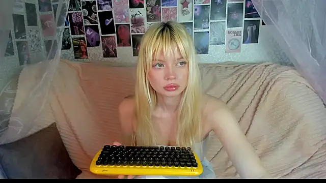 AlysaMeow online show from February 26, 10:25 am