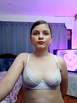 AmayaVale online show from February 4, 4:43 pm