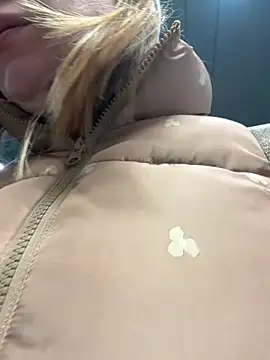 Brooke lover online show from March 19, 7:07 pm